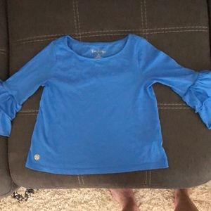Lilly shirt size small